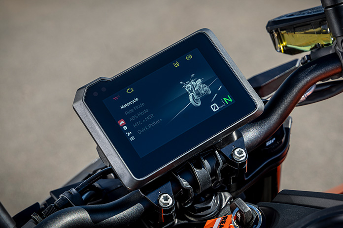 2024 KTM 990 Duke review