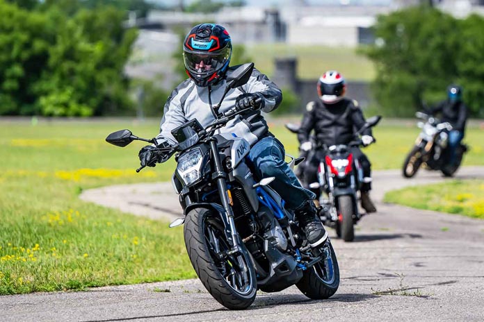 2022 CFMOTO 300NK
